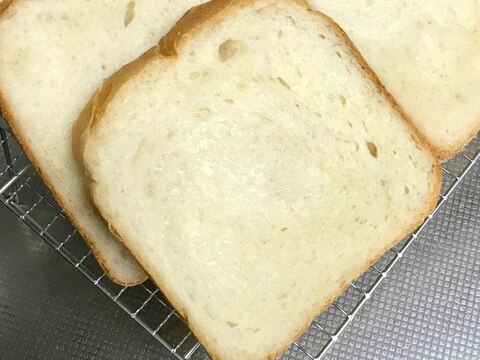 ホームベーカリーで基本の食パン